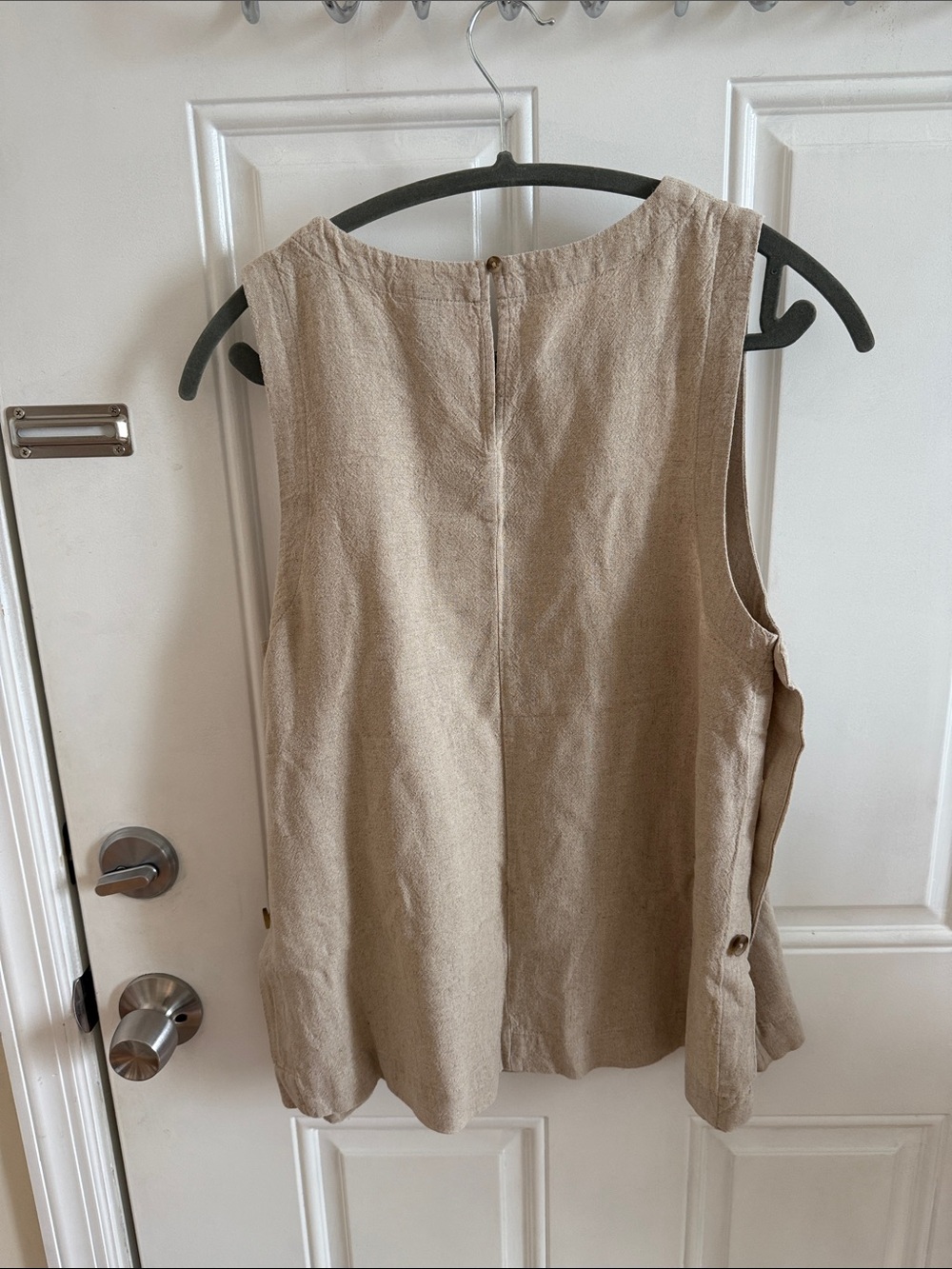 Linen Sleeveless Side-Button Tunic Tank - sand - Picture 3 of 3